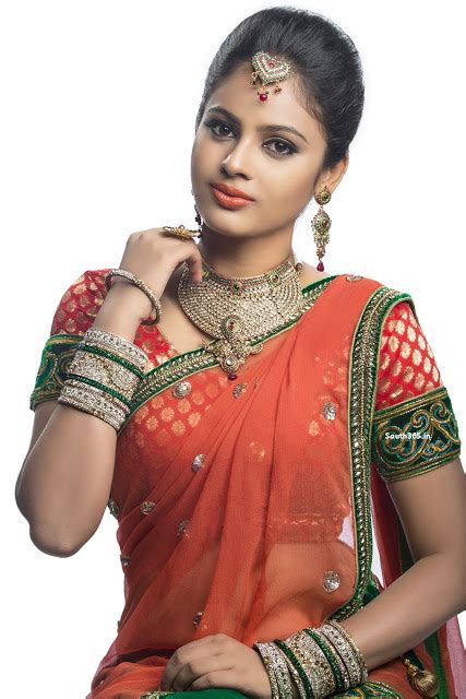 tamil actress nandita swetha hot hd photos cap