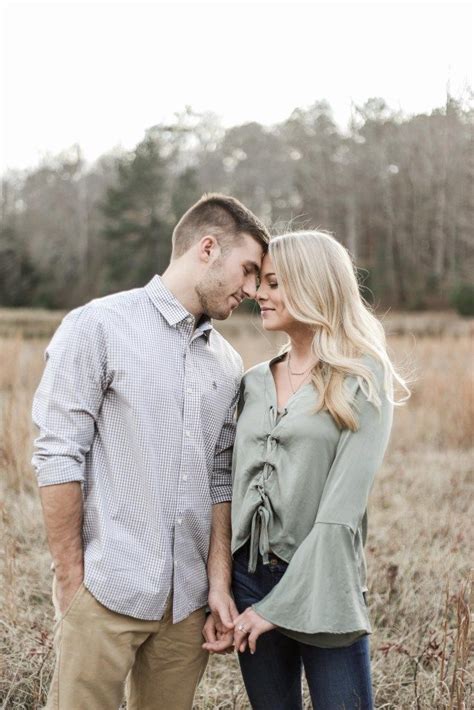 Cute Engagement Photos For Engaged Couples Engagement