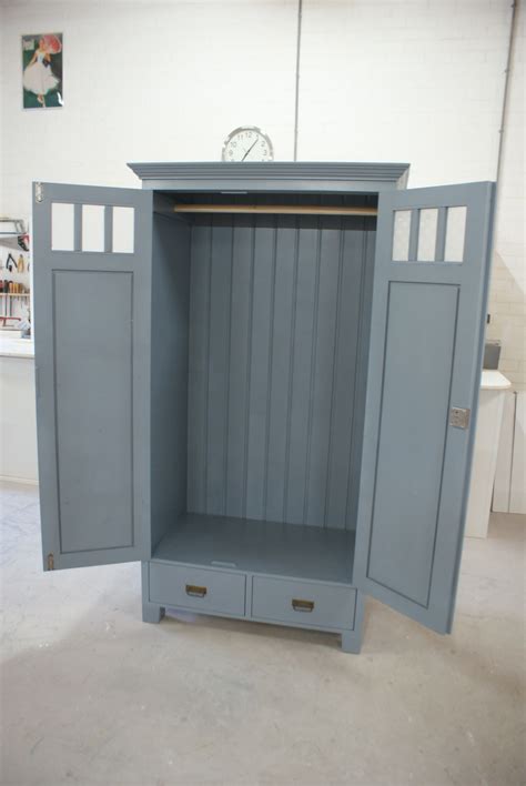 kleur ral  mooi grijs voor deurh outdoor furniture outdoor decor outdoor storage colours
