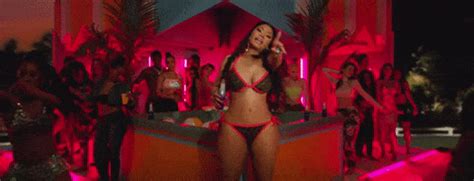 Megatron  By Nicki Minaj Find And Share On Giphy
