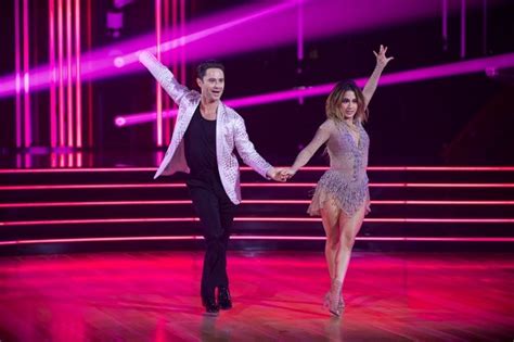 Dwts Suggest Sasha Farber And His Wife Emma Slater To