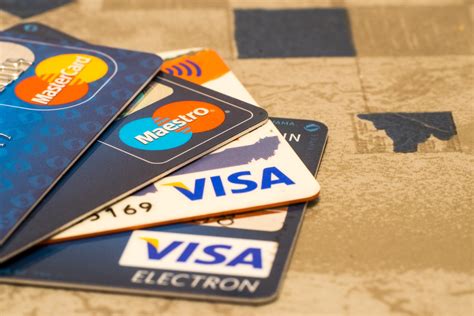 pros  cons   visa credit card