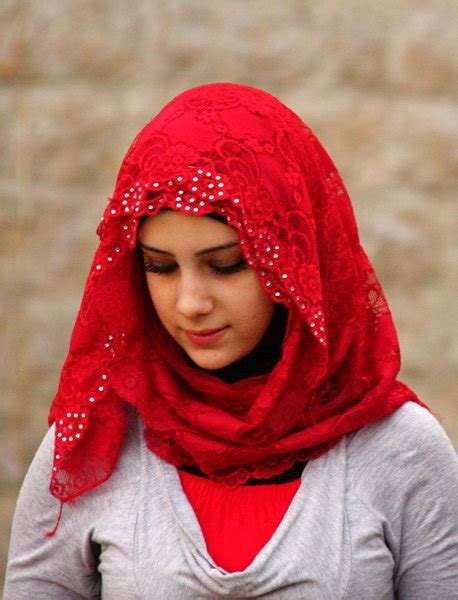 syrian girl damascus photo