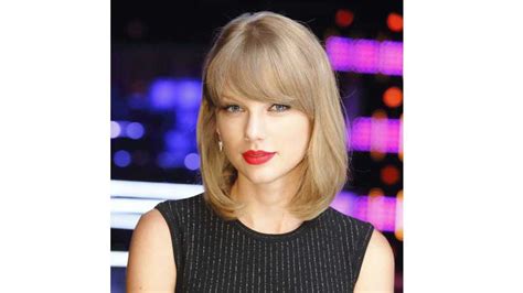 taylor swift donates 113 000 to lgbt advocacy group daily times