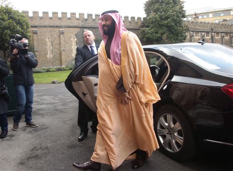 saudi arabia crown prince mohammed bin salman greeted  britain  protests high level