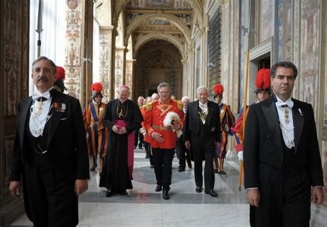 nwo sovereign military order of malta jesuit vatican knigts templar shadows government may15