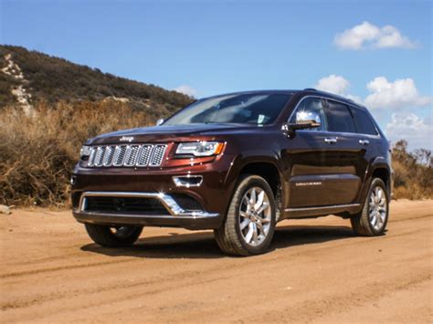 refined jeep grand cherokee gains fuel economy  ecodiesel pictures
