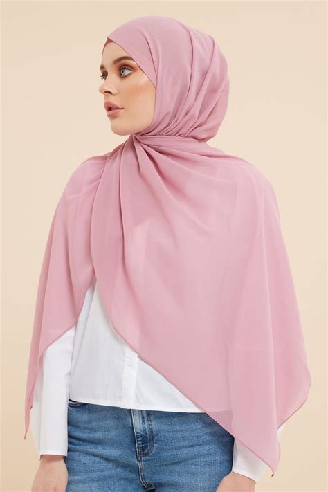 summer colours dusty pink soft crepe hijab lightweight breathable