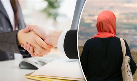 female muslim teacher quits after being ordered to shake hands with
