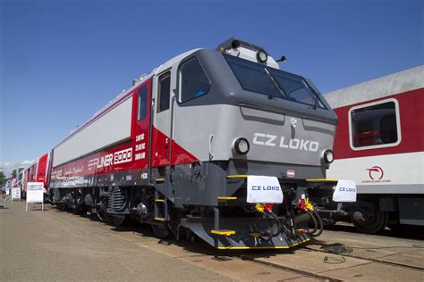 cz project effiliner  belgian electric reincarnated  czech lease locomotive railcolor