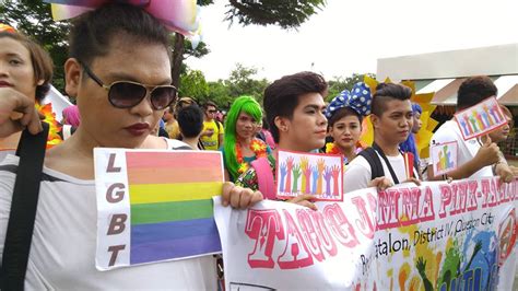 Filipino Lgbt People Celebrate Gay Pride Us Supreme Court