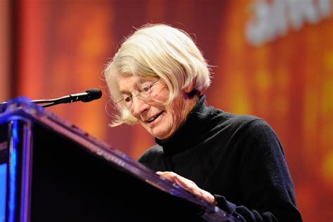 pulitzer winning poet mary oliver has died at 83 vox