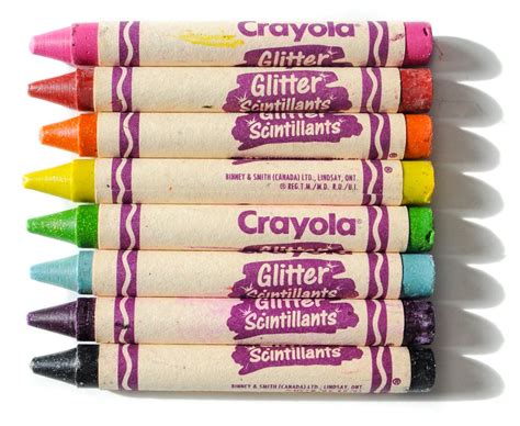 crayola glitter crayons whats   box jennys crayon collection