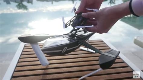 parrot takes   water    hydrofoil drone robotica minie