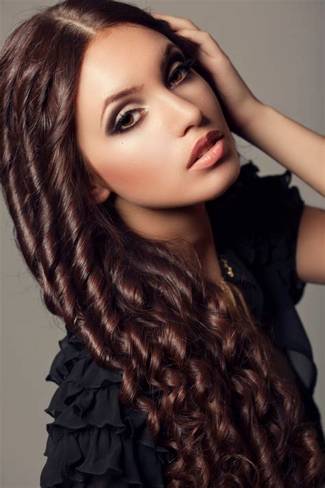 curly hairstyles  women  wow style