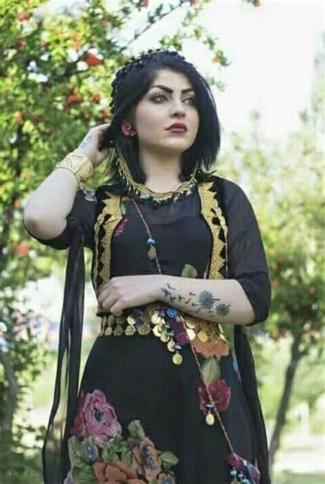 pin by atiq rehman on وێنە beautiful muslim women iranian girl cute