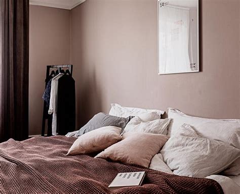 bright simple room design ideas  create spaciousness  modern homes