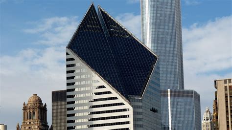 report chicagos famous diamond shaped skyscraper   sale curbed chicago