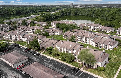 castleton area apartment complex sells  record  indianapolis business journal