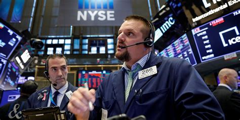 u s stocks bounce back after wednesday s rout wsj
