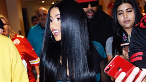 Cardi B Shows Off Her Natural Hair In New Video And Fans React Watch