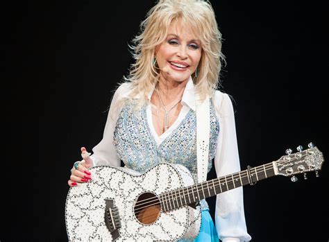 dolly parton on how to be more like dolly parton glamour