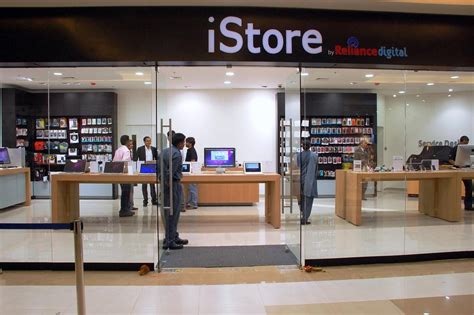 apple tripling franchise stores  india  apple stores  impossible tomac