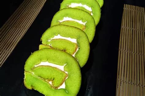 Lembut Banget Resep Bolu Gulung Pandan Keju Cocok Jadi Ide Jualan