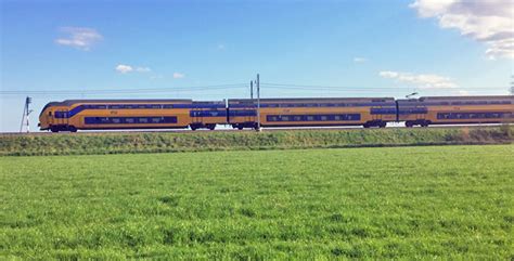 dutch train service expatinfo holland