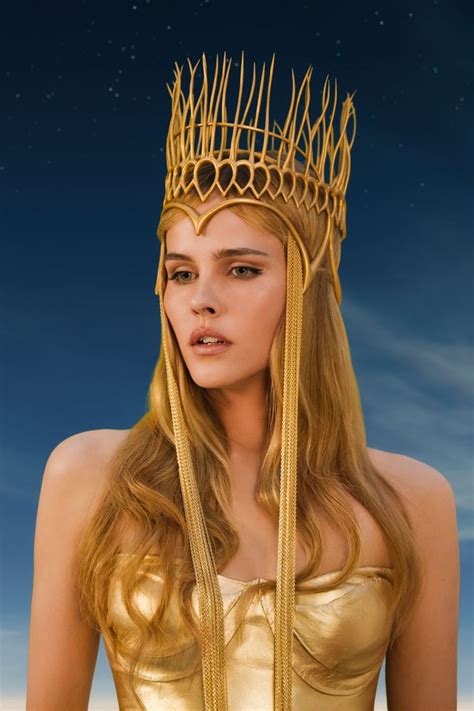 Isabel Lucas As Athena In Immortals Cinema Pinterest