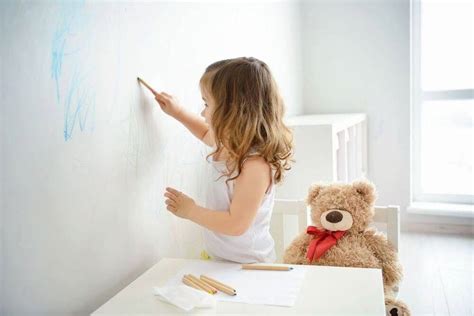 remove crayon  wall  clever ways
