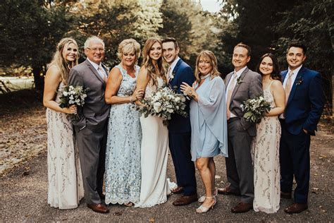 beautiful wedding  family portrait wedding nashville tennesse family wedding