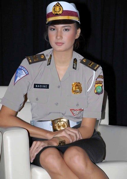 koleksi foto polwan cantik dan seksi indonesia wong sirau blogger coolz
