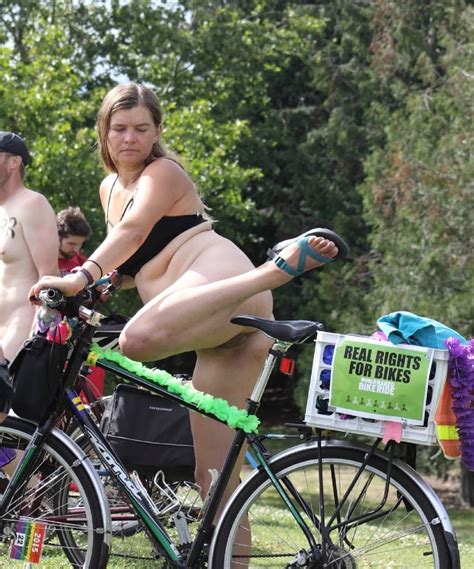 Chucky Girl Seattle 2016 Wnbr World Naked Bike Ride 13