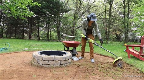 build   fire pit  incredibly creative ways