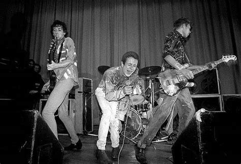the clash revisited worshipping at the temple of politicized punk flashbak