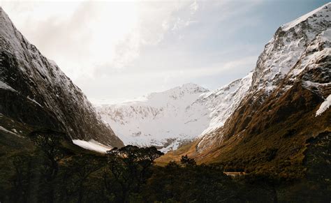 wallpaper mountains valley landscape peaks snowy hd widescreen