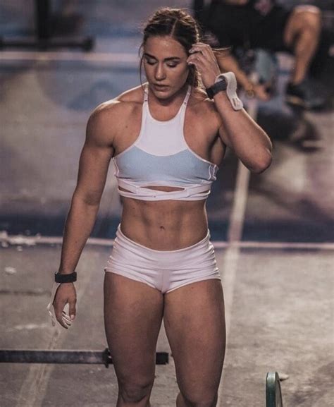 brooke wells pussy saying hello through crossfit