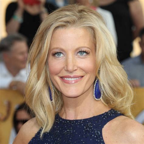 anna gunn returns to new york stage in sex with strangers celebrity news showbiz and tv