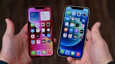 Im Vergleich Iphone 13 And Iphone 13 Mini Versus Iphone 12 And Iphone 12