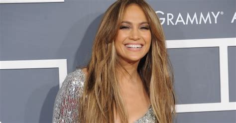 jennifer lopez elle dévoile ses fesses pour son nouveau