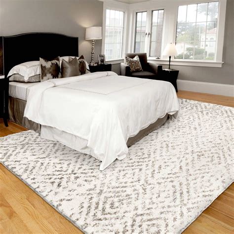 pin  cecilia holling  bedroom rugs plush area rugs rug size king bed rug  bed