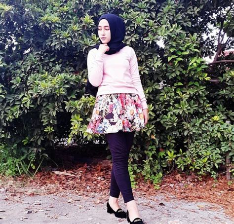 fesyen keren selebgram hijab foto  dreamcoid