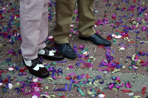 same sex couples help slow decline in marriage as numbers