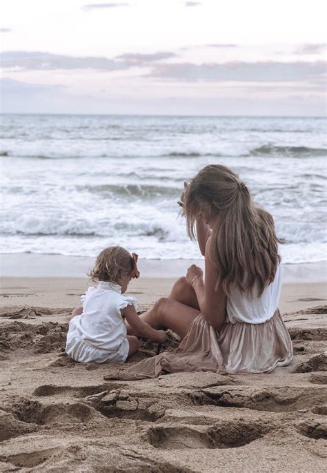 mother daughter beach photography toddler beach  family beach