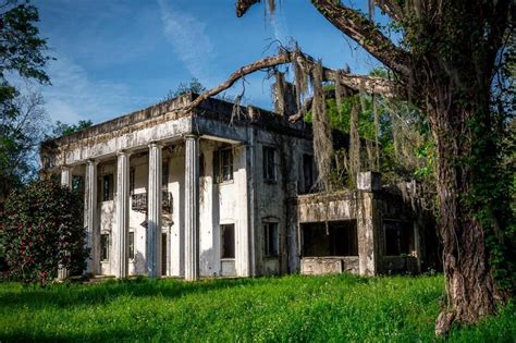 incredible stories  abandoned american stately homes lovepropertycom