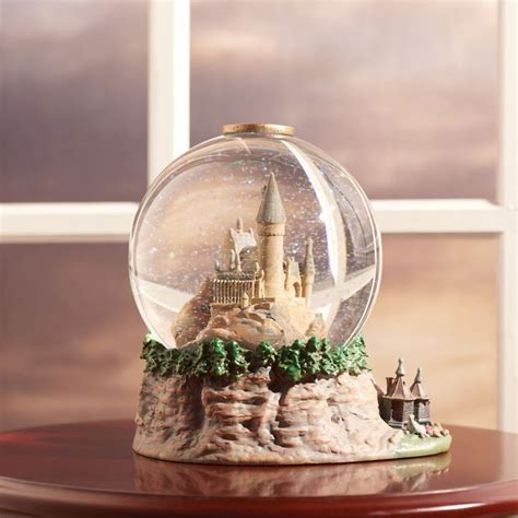 hogwarts snowglobe snow globes wizard school hogwarts castle