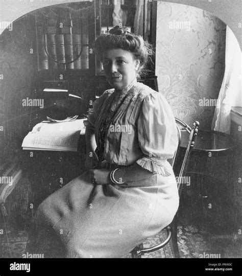 Helen H Taft 1861 1943 Nmrs William Howard Taft Photographed In