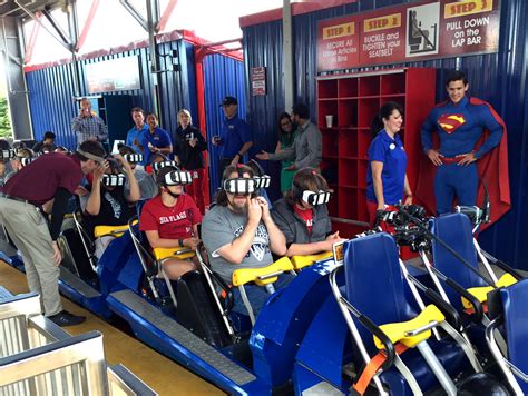 Bad Verb Auf Dem Kopf Von Superman Roller Coaster Six Flags Start
