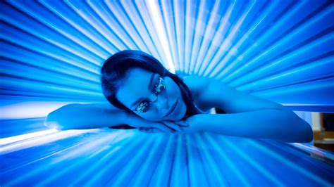 we asked 20 somethings why they still use tanning beds vice